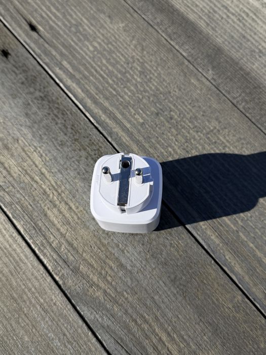 Розумна розетка Matter Apple home