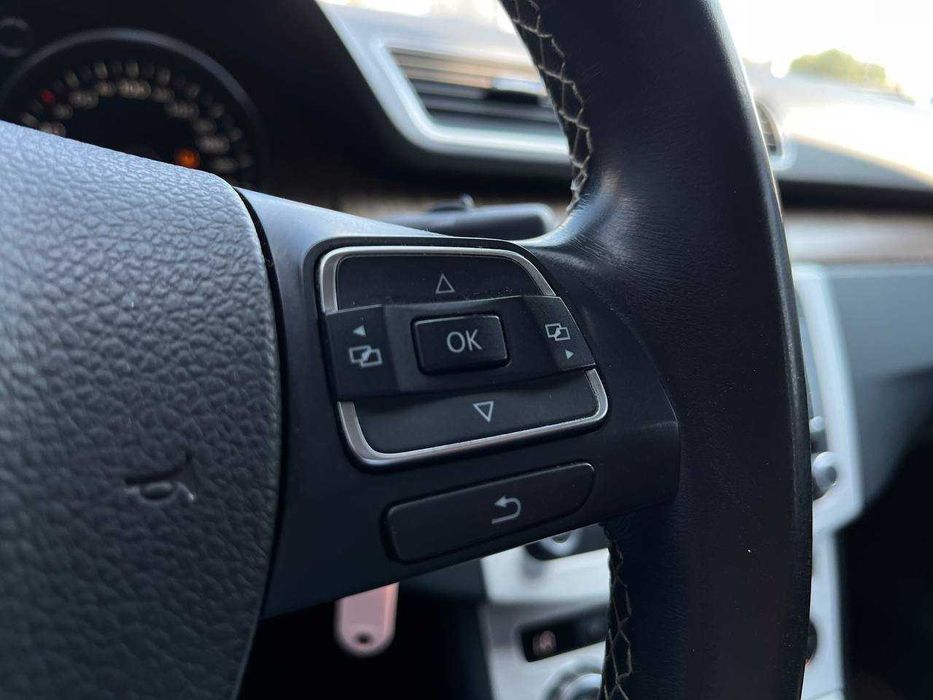 Volkswagen Passat 2012 року 1.8 Бензин АКПП Кредит/Обмін/Лізинг