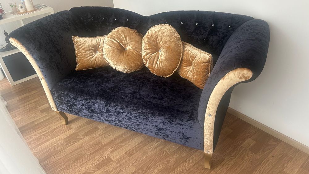 Vendo Sofá em veludo