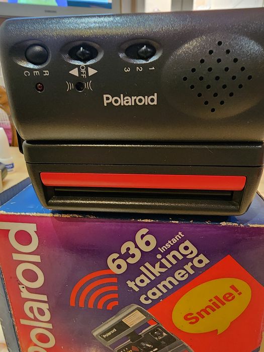 Polaroid 636 talking camera
