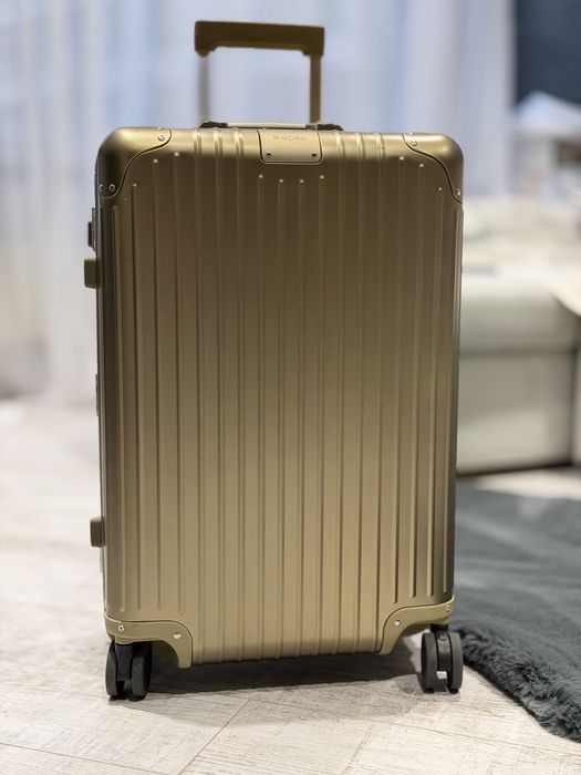 Чемодан RIMOWA Original Cabin Plus Titanium брак