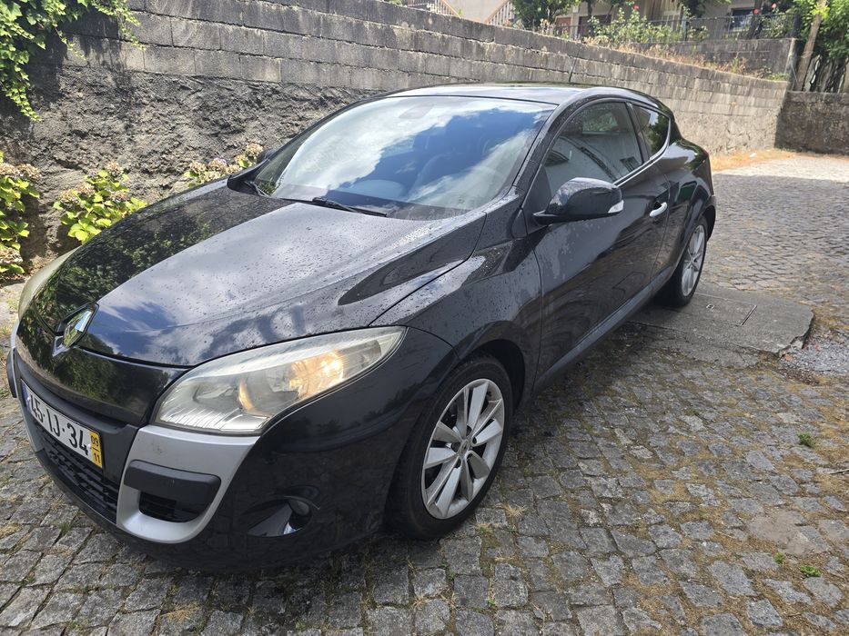 Carro Renault Mégane 3 portas