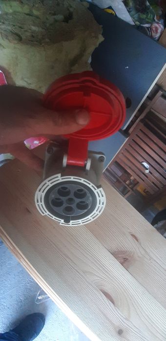 Wtyczka siłowa do agregatu