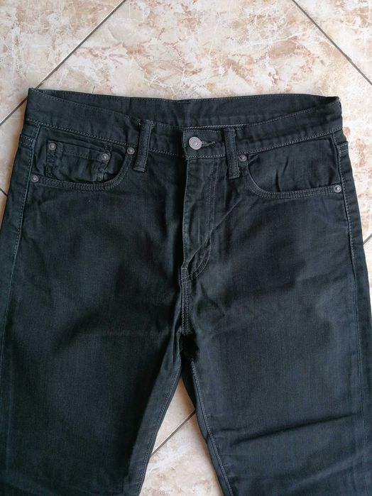 calças de ganga pretas da levi´s