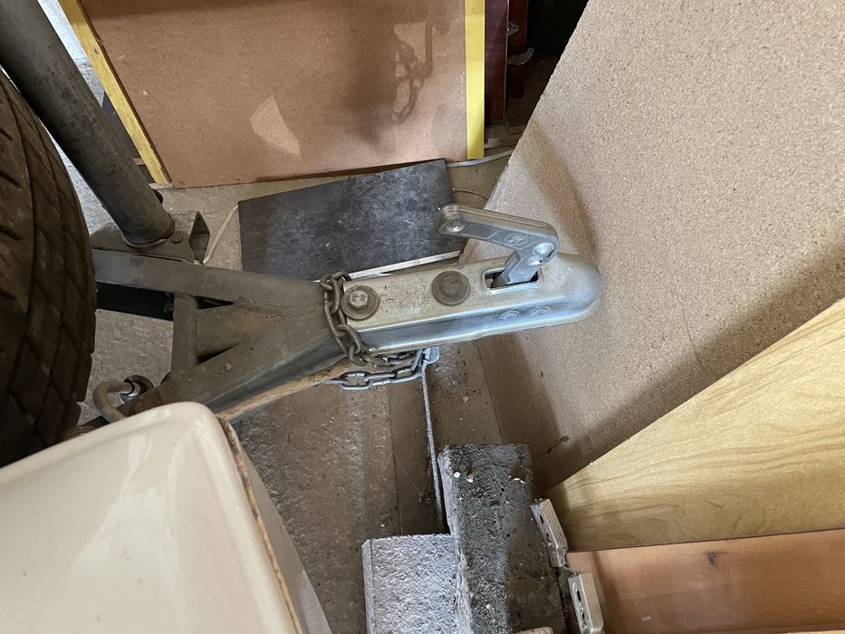 Двухосний причіп Сантей