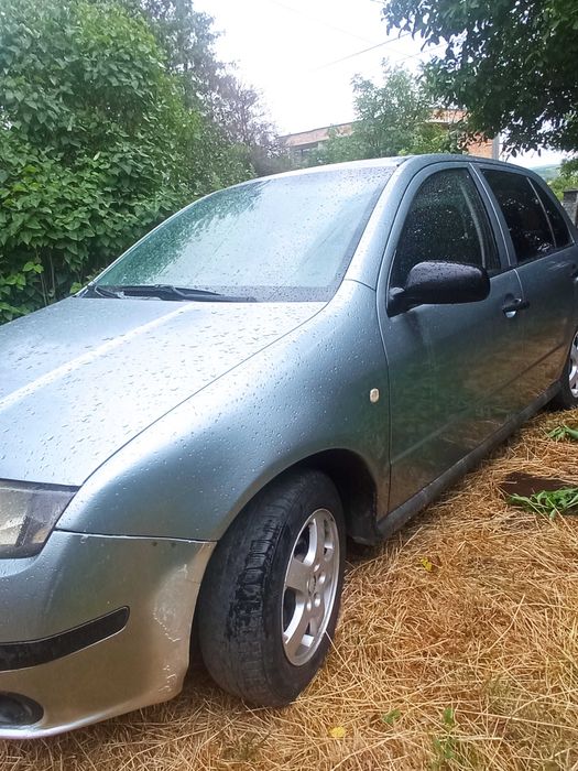 Авто шкода фабія2006