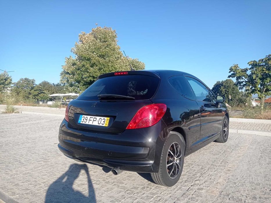 Peugeot 207 comercial