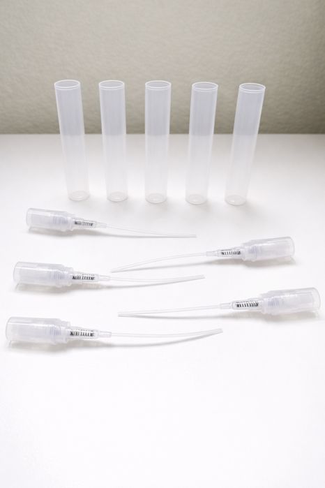 Conjunto de frascos de plástico com capacidade de 5ml