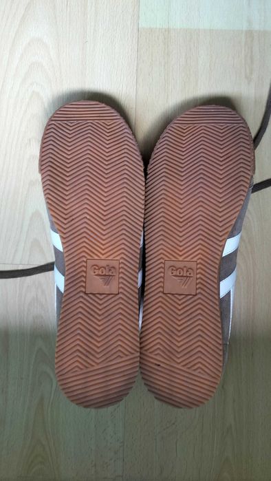 Sapatos Gola, tamanho 43, como novos!