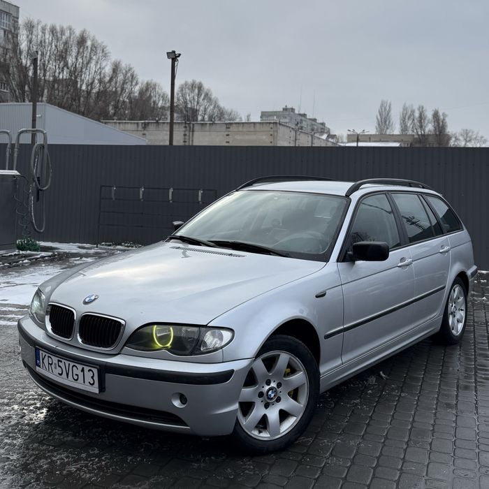 Машина 2002 год,2.0 дизель,механика 6-ступка,по кузову и технике живая машина,по салону работает каждая кнопочка,все стёкла родные,стоит неплохая зимняя резина,сел и поехал.