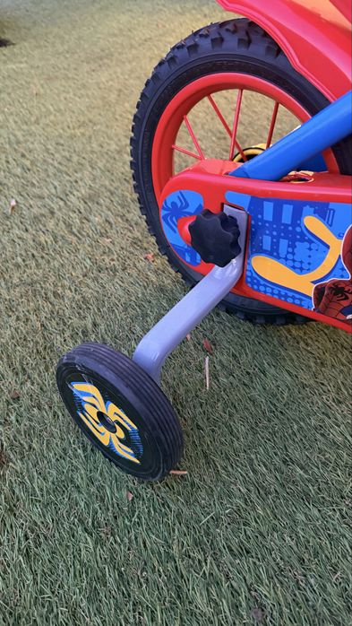 Bicicleta homem aranha 12in