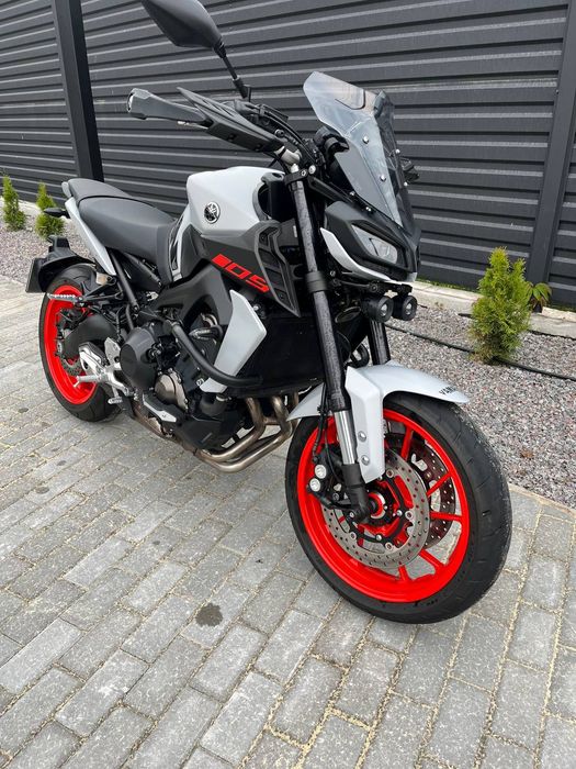 Продам Yamaha mt09