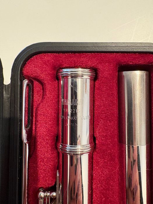 Flauta Transversal Yamaha YFL 221S