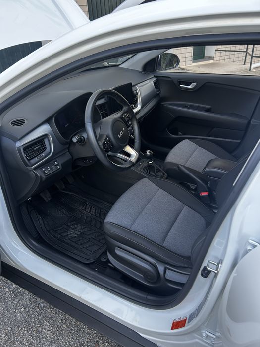 KIA STONIC 1.2 21.000km