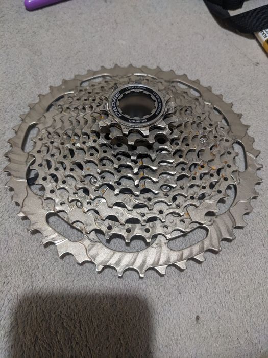 Кассети 10 швидкостей Shimano m4100 та Sun Race