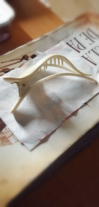 Модная Заколка Франция б/у для волос Обмен на смартфон картины серебро