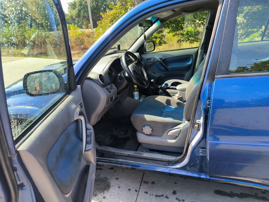 Toyota RAV4, 2002, 2.0 D4D