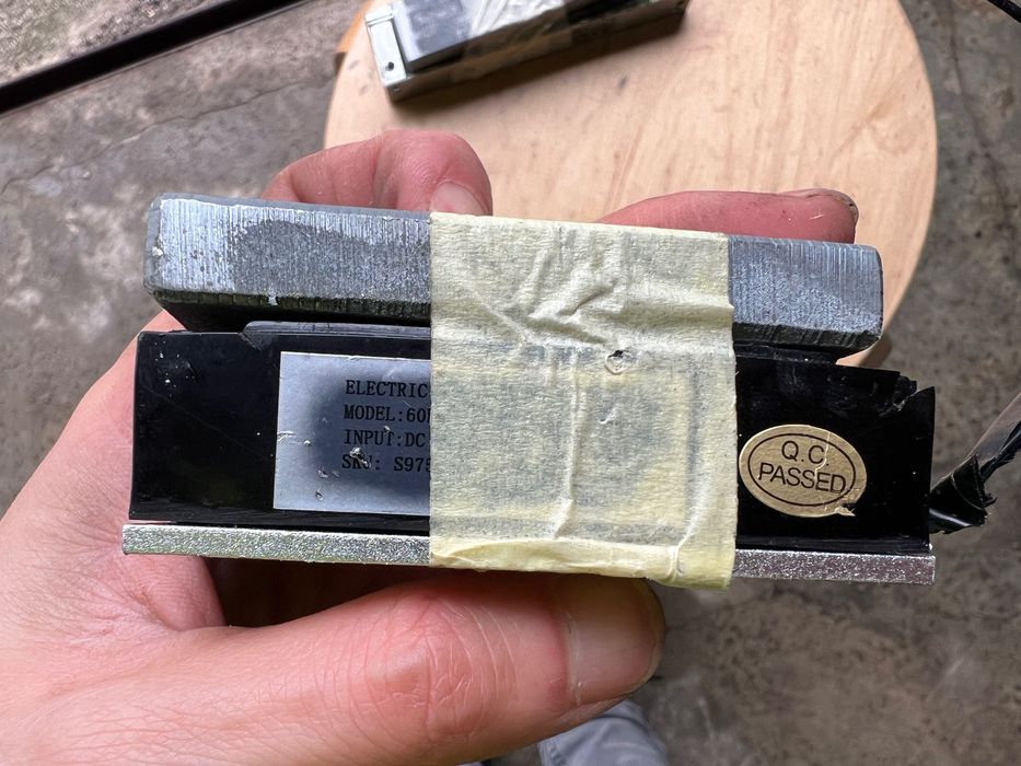 Fechaduras Magnéticas 12V (Portas) – Tamanho Pequeno