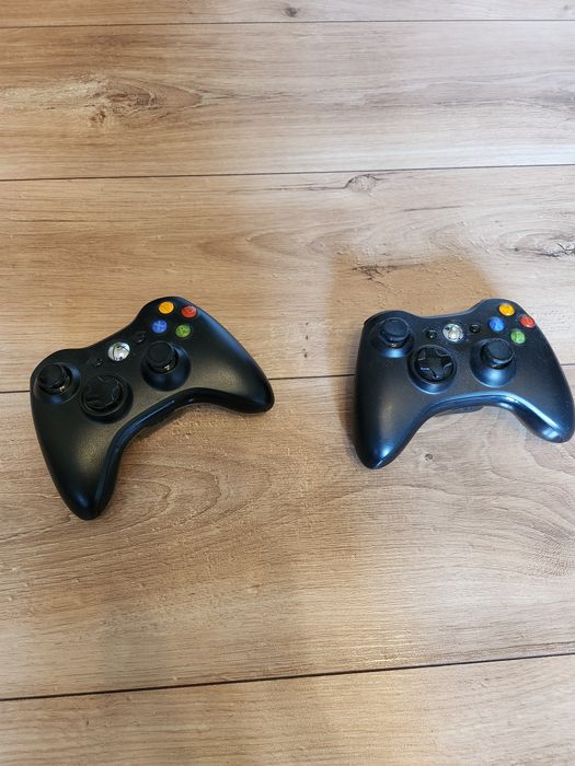 Konsola XBOX 360+2 kontlorery+kinekt+16 GIER
