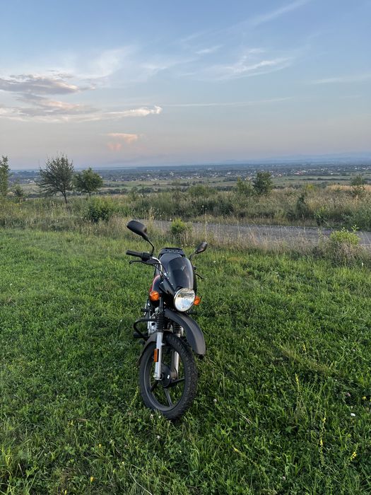 Мотоцикл Bajaj Boxer 125