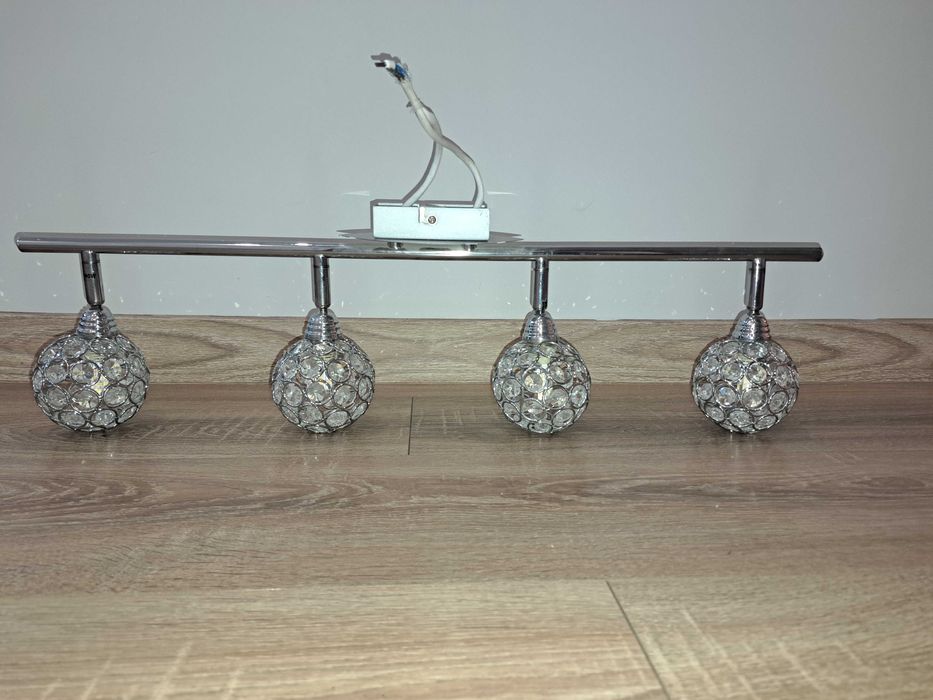 Żyrandol kryształki żarówki led