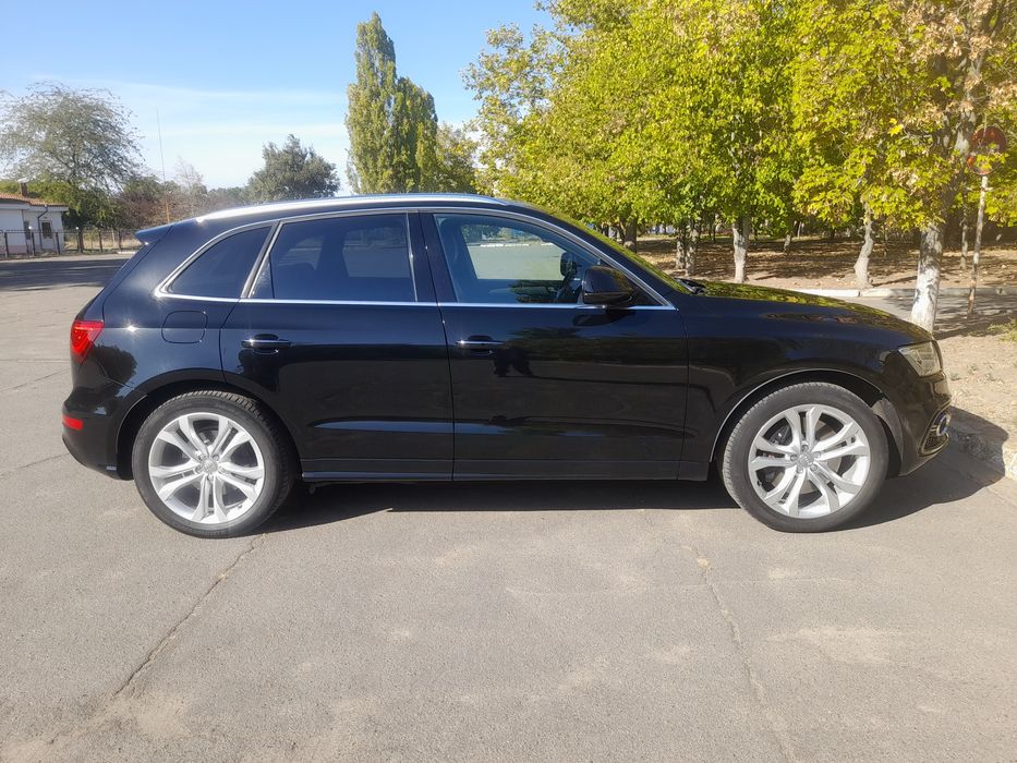 Продаю Audi SQ5 2015 г