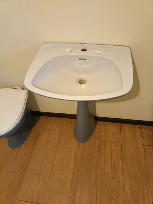 Louça de casa de banho