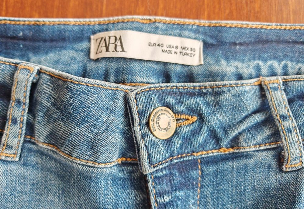 Spodnie jeansowe L 40 Zara niebieskie lampasy