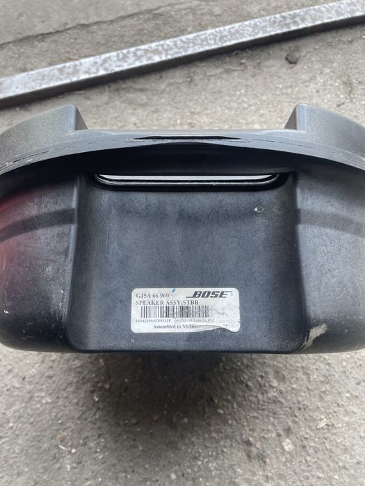 Subwoofer Mazda 6 GG