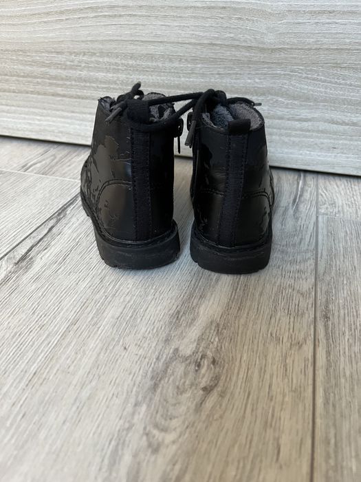 Czarne ocieplane botki Zara