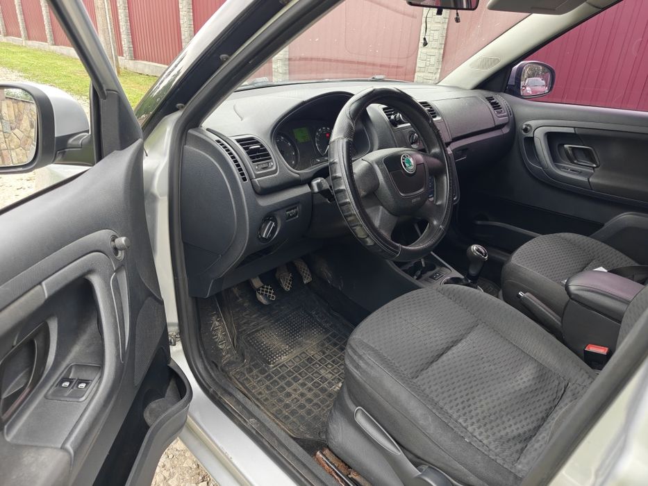Skoda Fabia 1.4 бензин