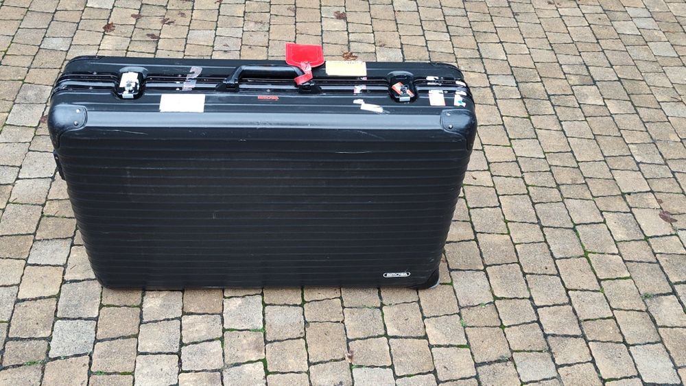 Aluminiowa walizka Rimowa