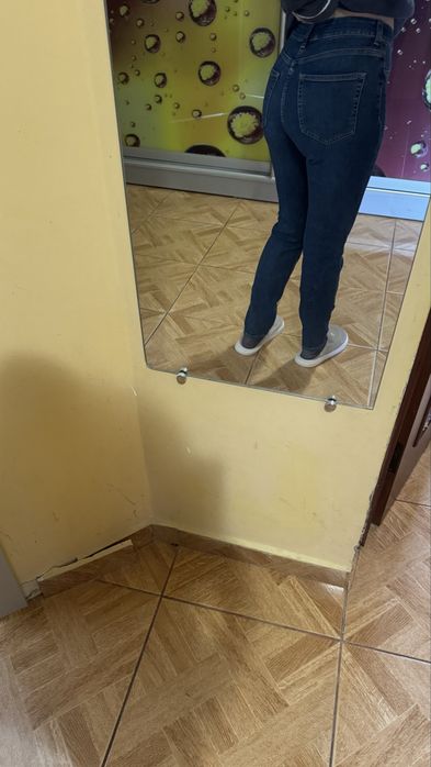 Джинси H&M (EU 36)  S гарна посадка, як нові