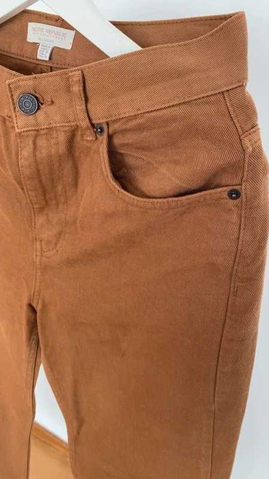 Calças castanhas camel da Pull&Bear