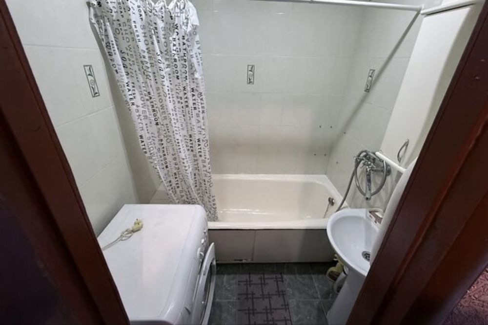 1 к Тяжилів,тихий двір