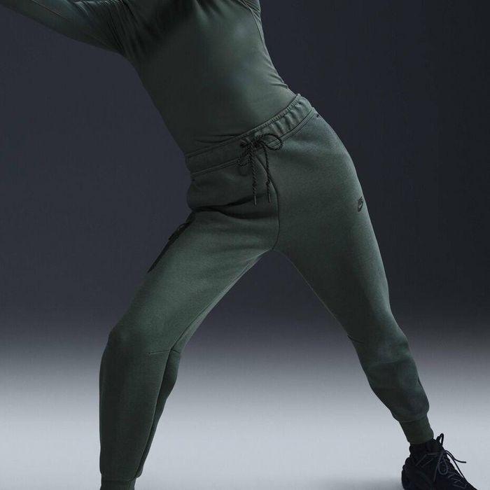 Жіночі оригінальні спортивні штани Nike Sportswear Tech Fleece