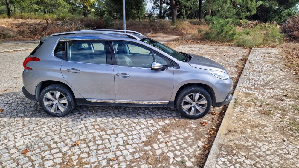 Peugeot 2008 — fotografia 2