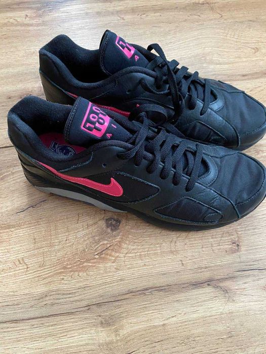 Nike Air Max 180 оригінал кросівки 46 розмір чорні з рожевим