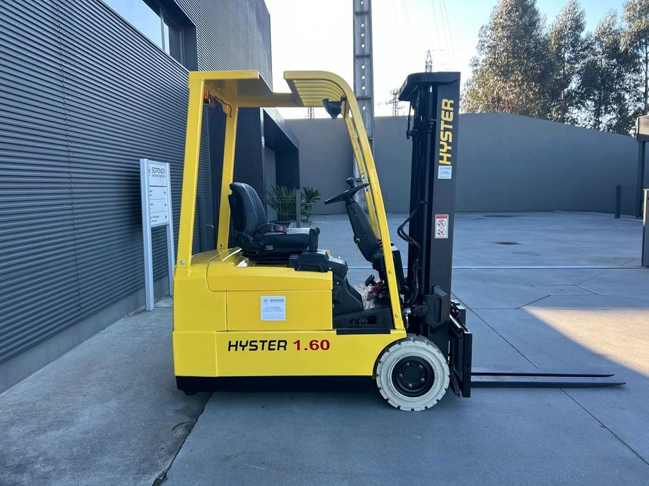Empilhador Hyster Elétrico 1600 Kgs