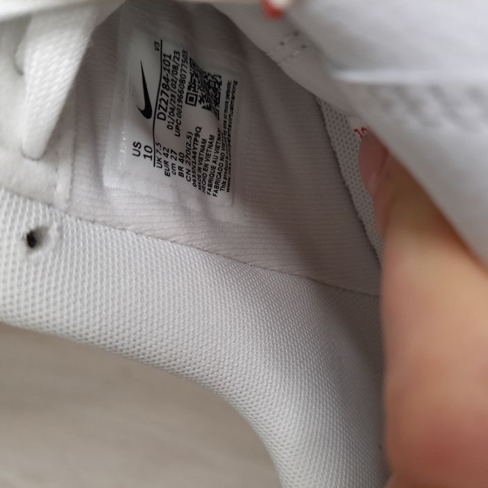 Оригінальні жіночі кросівки NIKE AIR FORCE 1 07 WHITE DZ2784-101