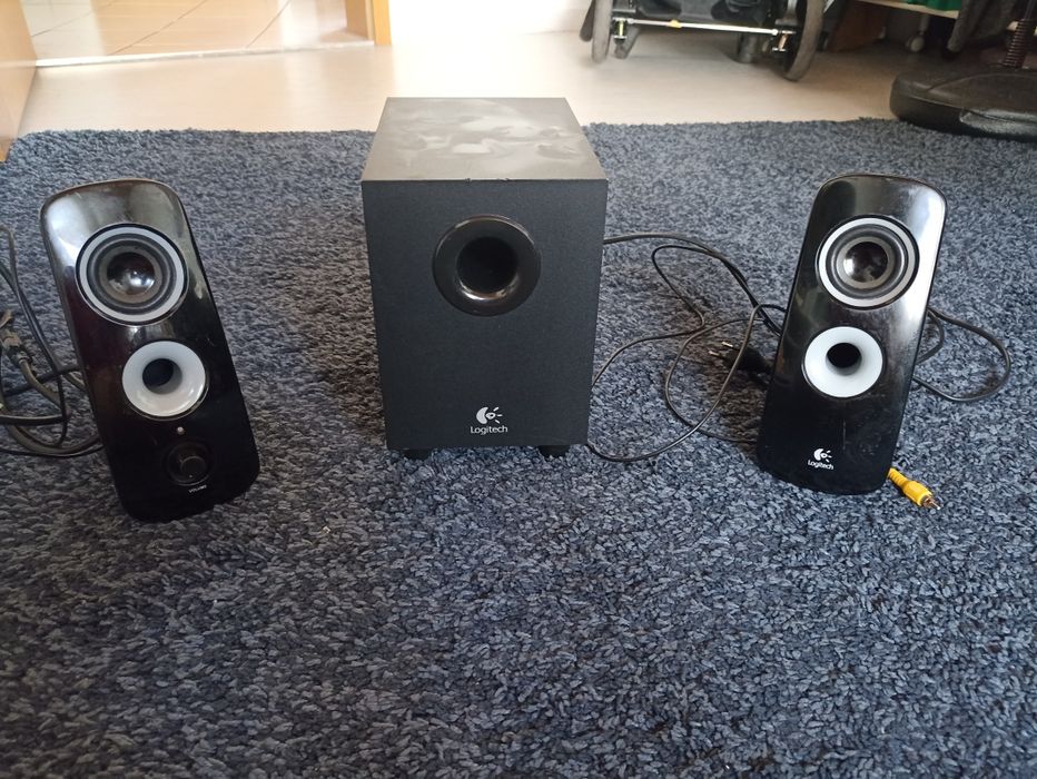 Продам акустичну систему Logitech