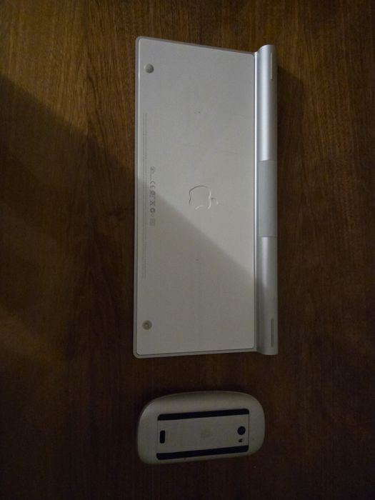 iMac 21.5" z ekranem LED (2013)