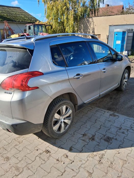 Peugeot 2008, 1.6benz