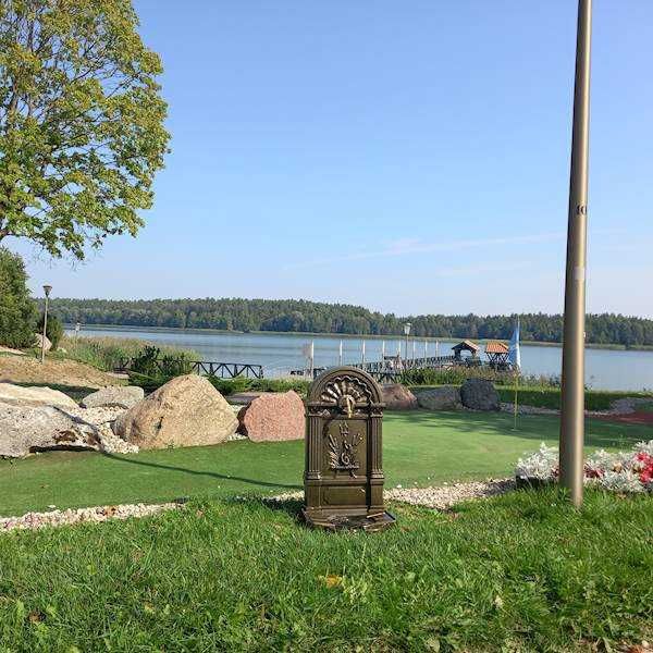 zdrój fontanna wodnik hydrant Gartenbrunnen Gusseisen+ kranik