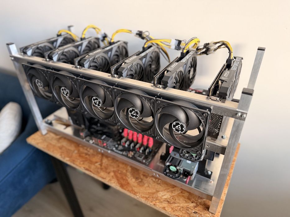 Koparka kryptowalut 6x RTX 3060 Ti 8GB - HiveOs, idealny stan