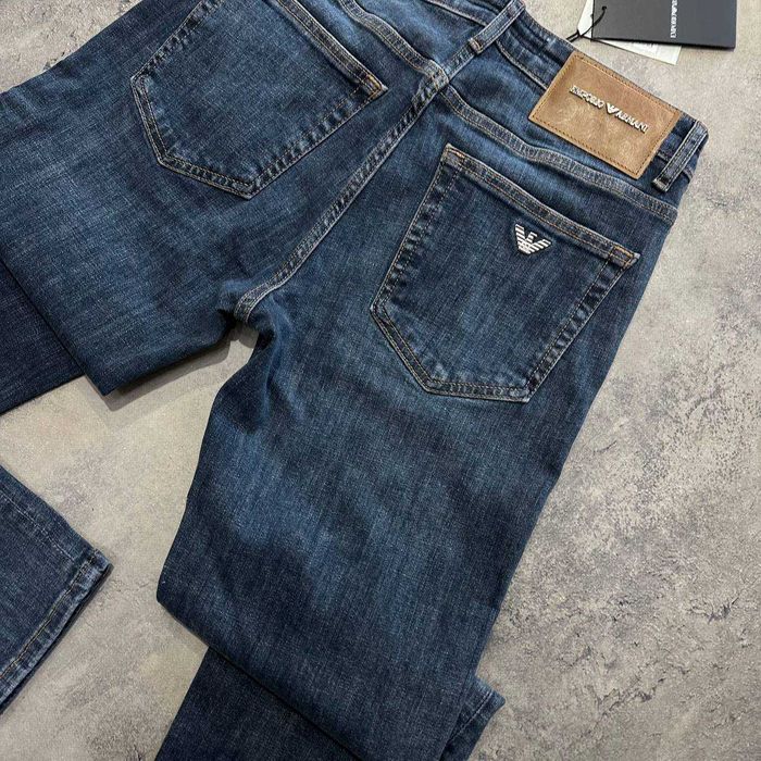 Чоловічі джинси Armani)