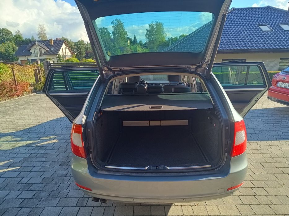 Samochód osobowy Skoda Superb II combi