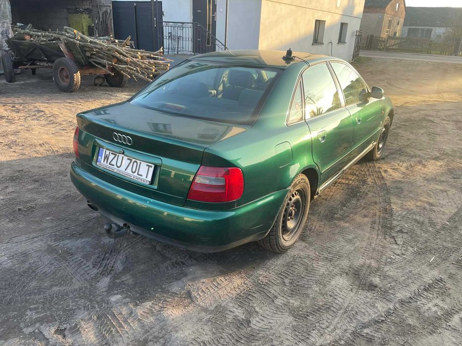 Audi A4 B6  1.6 Benzyna+gaz