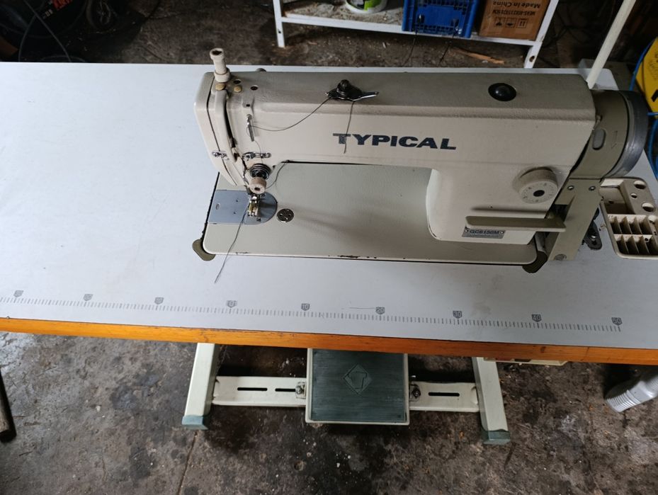 Промислова швейна машинка TYPICAL