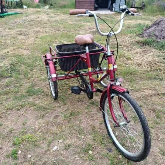 Rower trójkołowy z koszem Romet